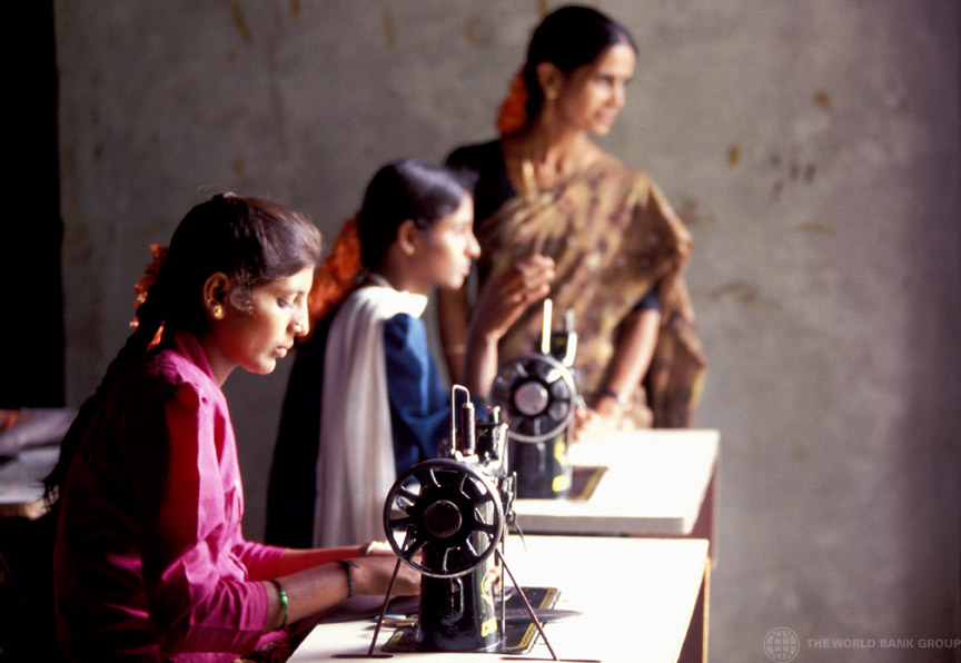 Read more about the article Sewing Success: How Textile Jobs Help Reduce Poverty