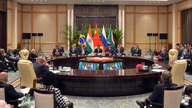 Read more about the article Brics obsoleto? Os avanços e as fraquezas do ‘supergrupo’ de potências emergentes